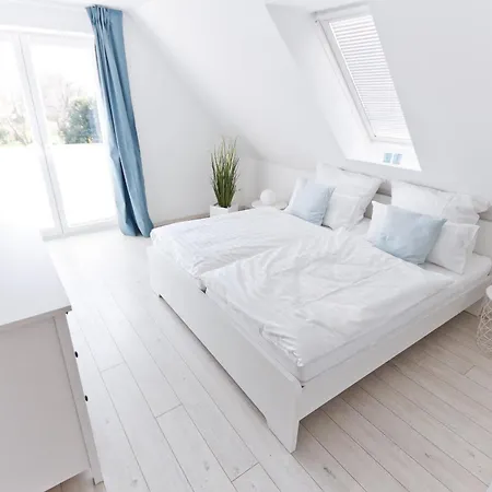 펜션 Ostseetraum Langholz Waabs